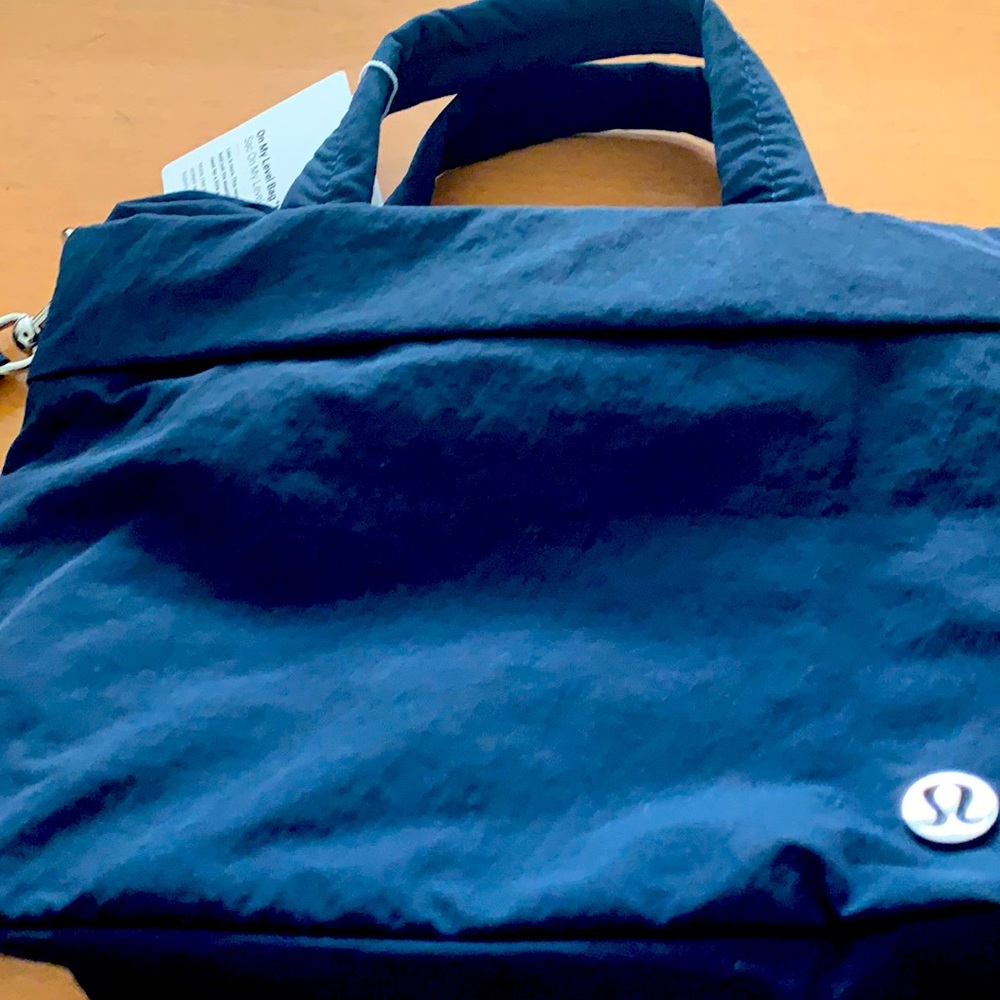 Lululemon bag